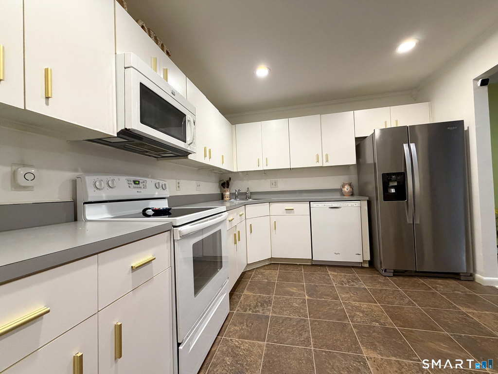97 Richards Avenue - Photo 11