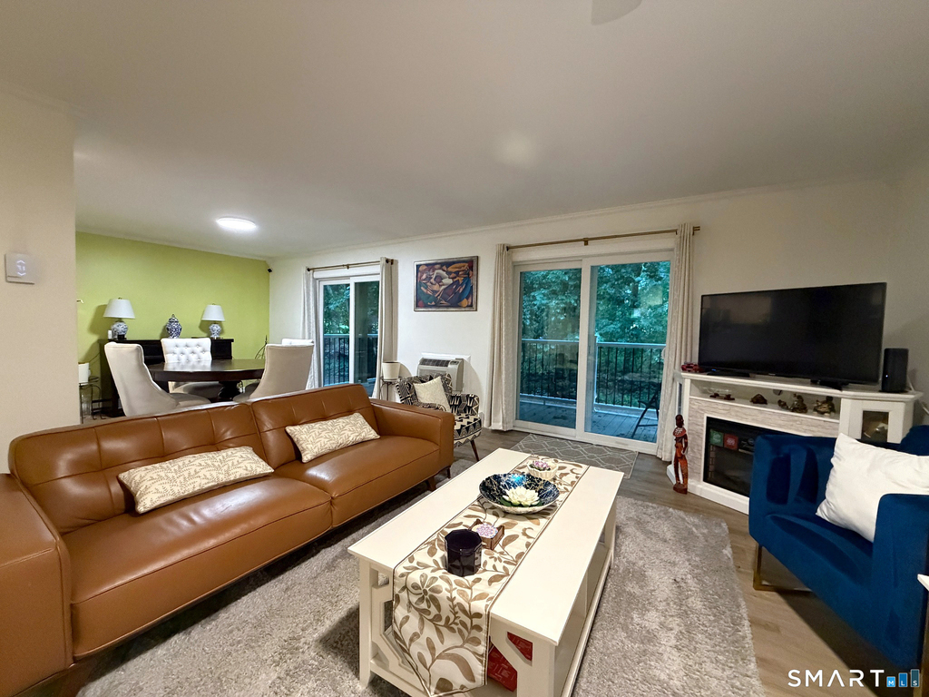 97 Richards Avenue - Photo 4