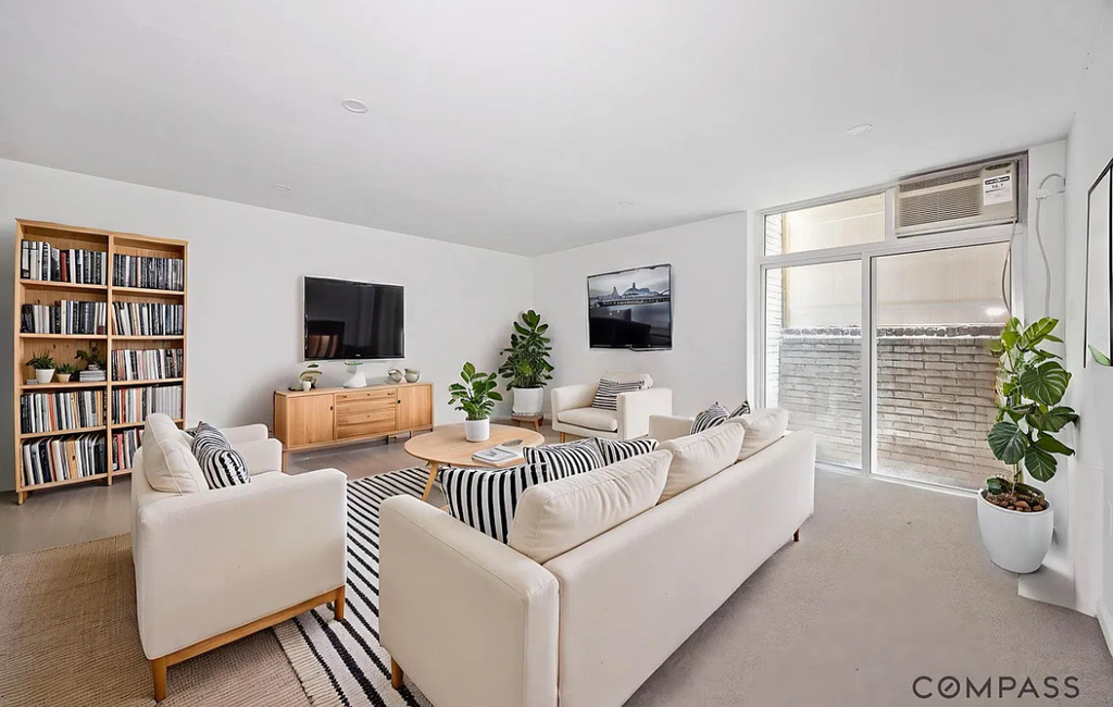 88 Fulton Street - Photo 0