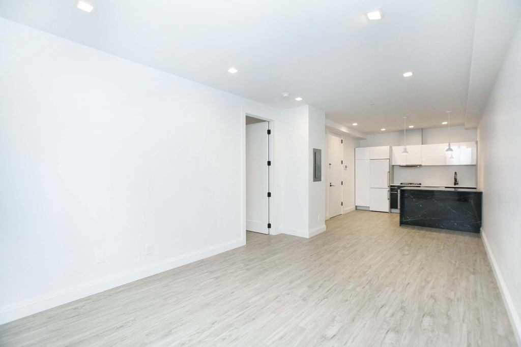 139 Alexander Avenue - Photo 5