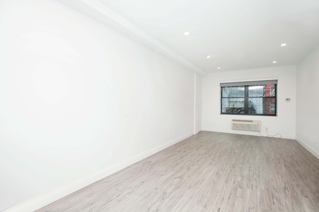 139 Alexander Avenue - Photo 6