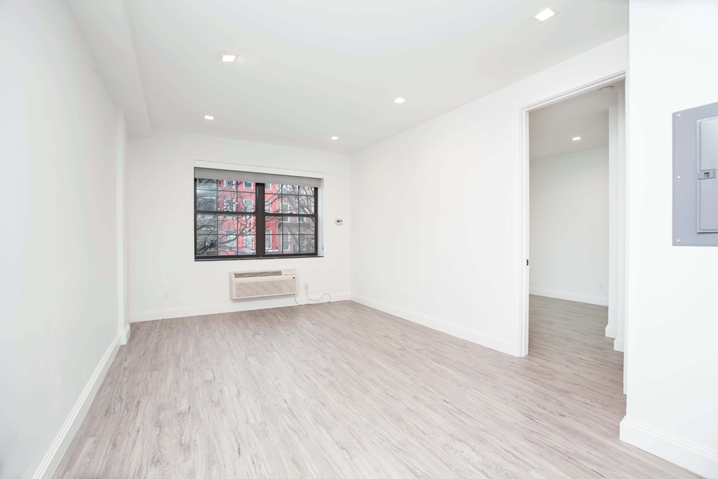 139 Alexander Avenue - Photo 7
