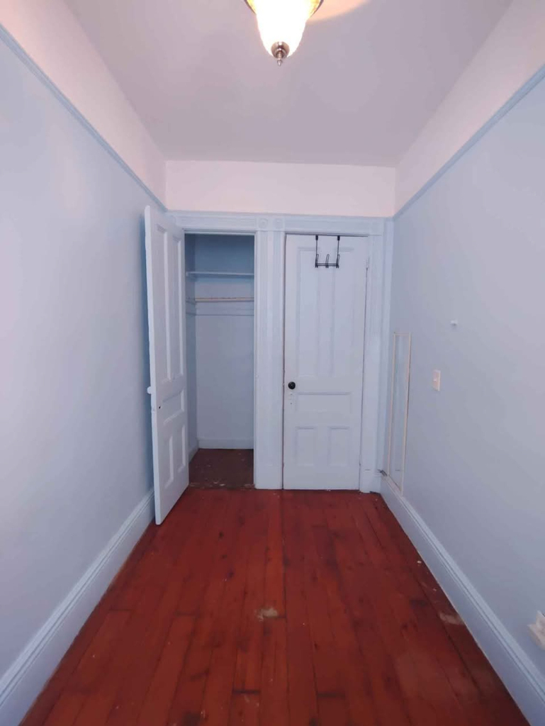 886 Sterling Place - Photo 1