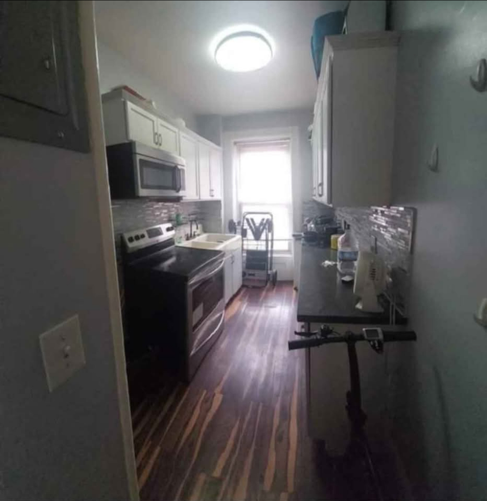 886 Sterling Place - Photo 4