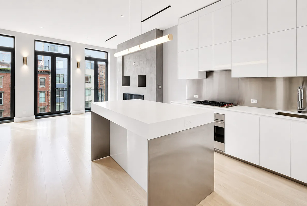 317 Bowery - Photo 3