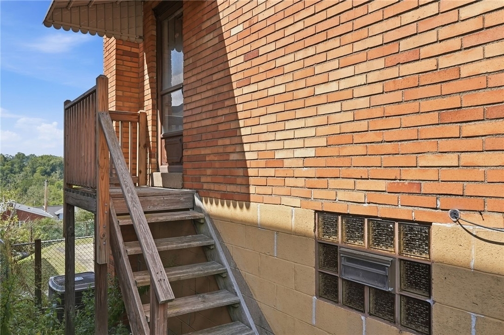 2338 Parklyn St - Photo 26
