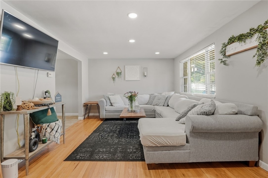 2338 Parklyn St - Photo 6