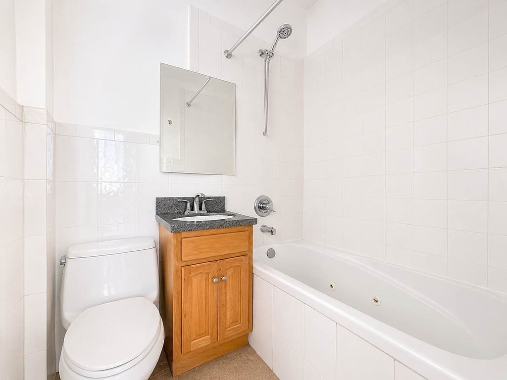 208 West 123rd Street - Photo 7
