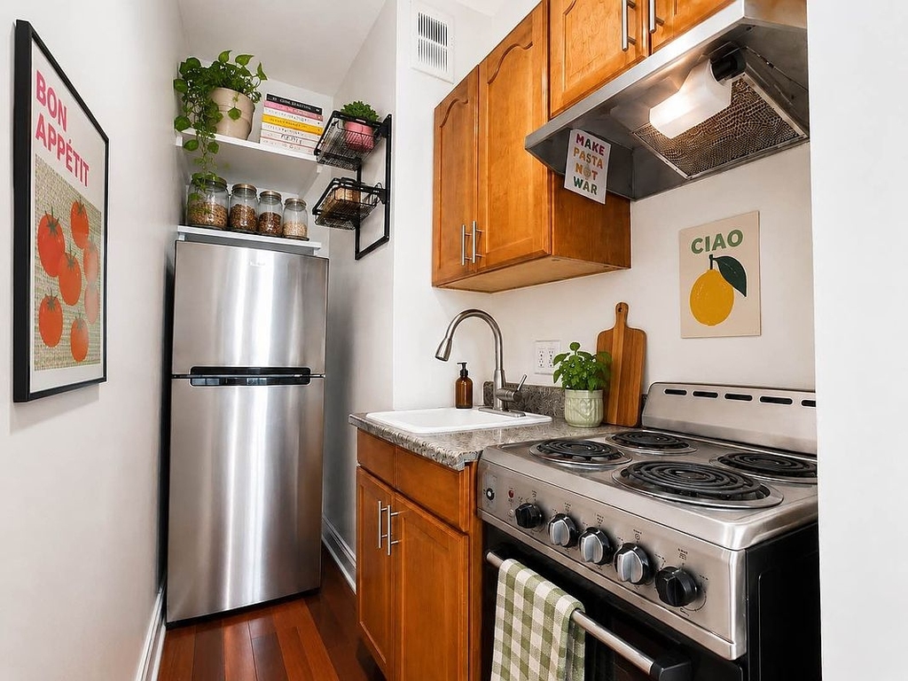 208 West 123rd Street - Photo 2