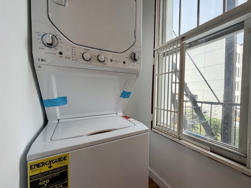 144 Suydam Street - Photo 4