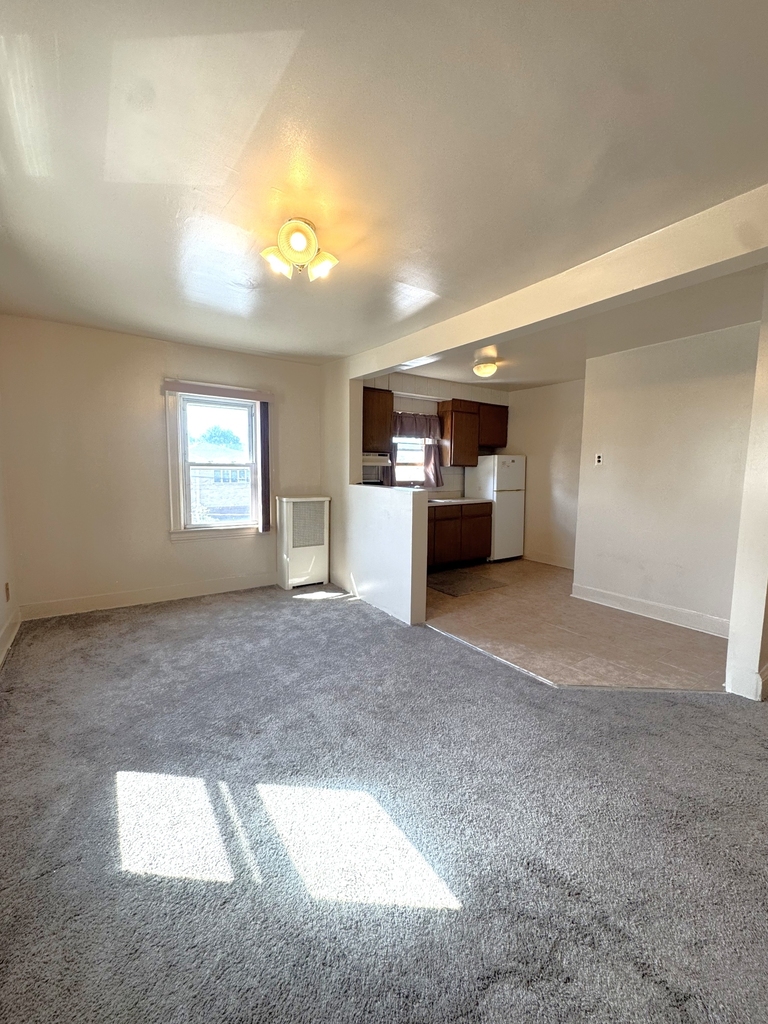 157-33 12th Avenue - Photo 2