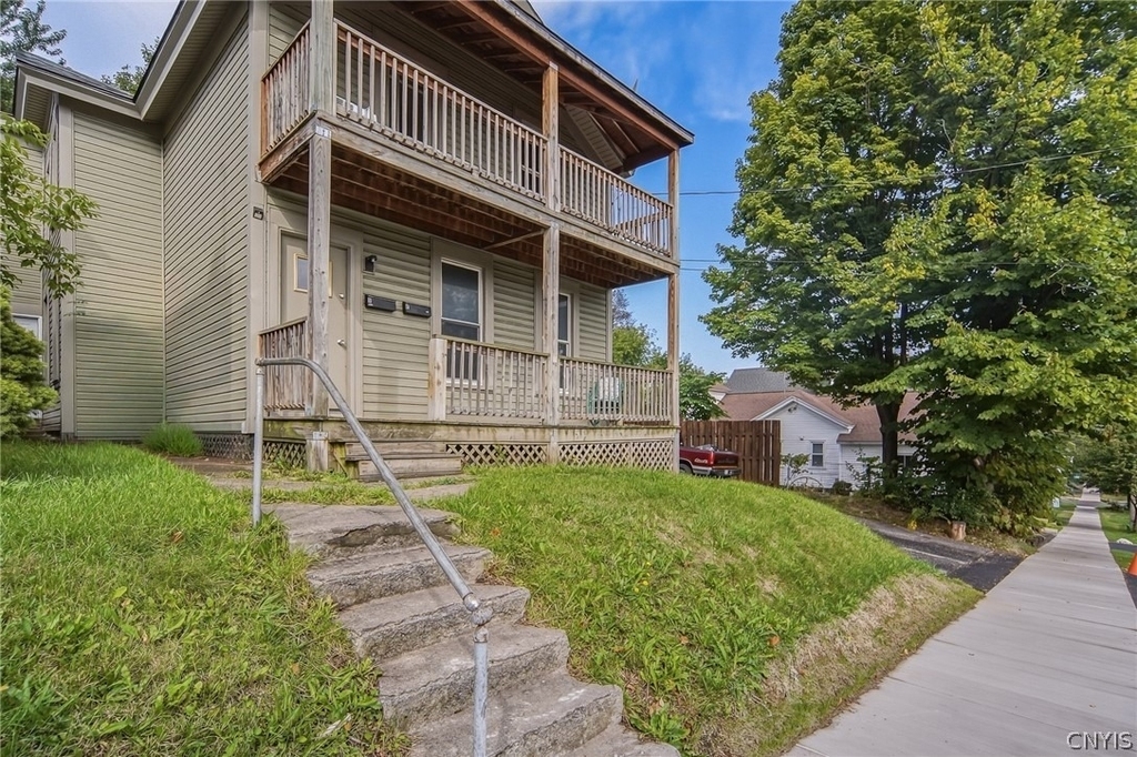 113 Grumbach Avenue - Photo 1