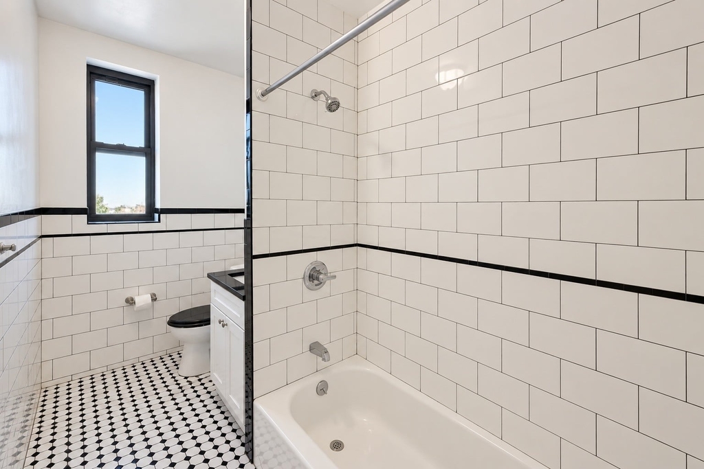 1803 Riverside Drive - Photo 10