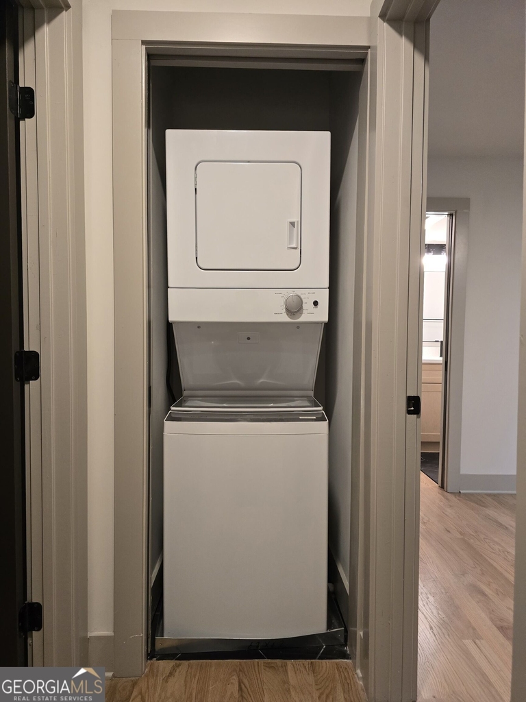 1609 Line Street - Photo 9
