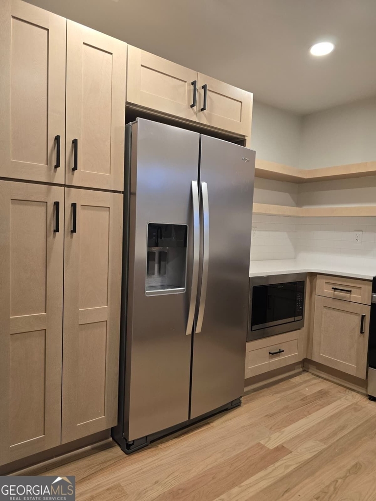 1609 Line Street - Photo 3