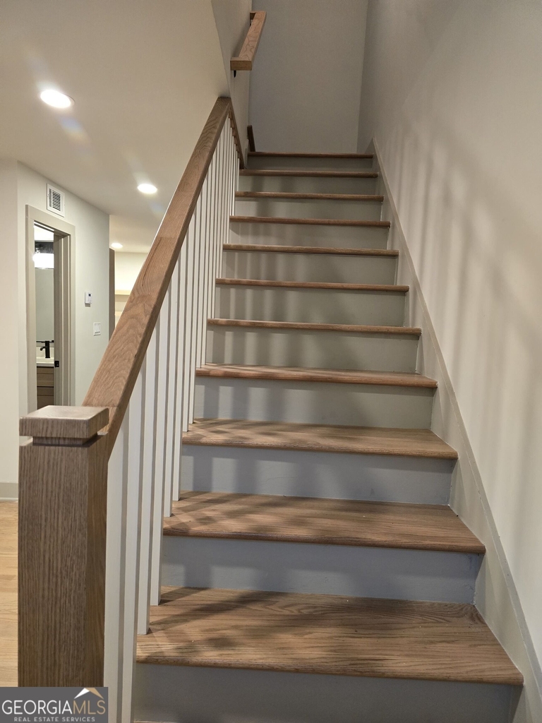 1609 Line Street - Photo 8