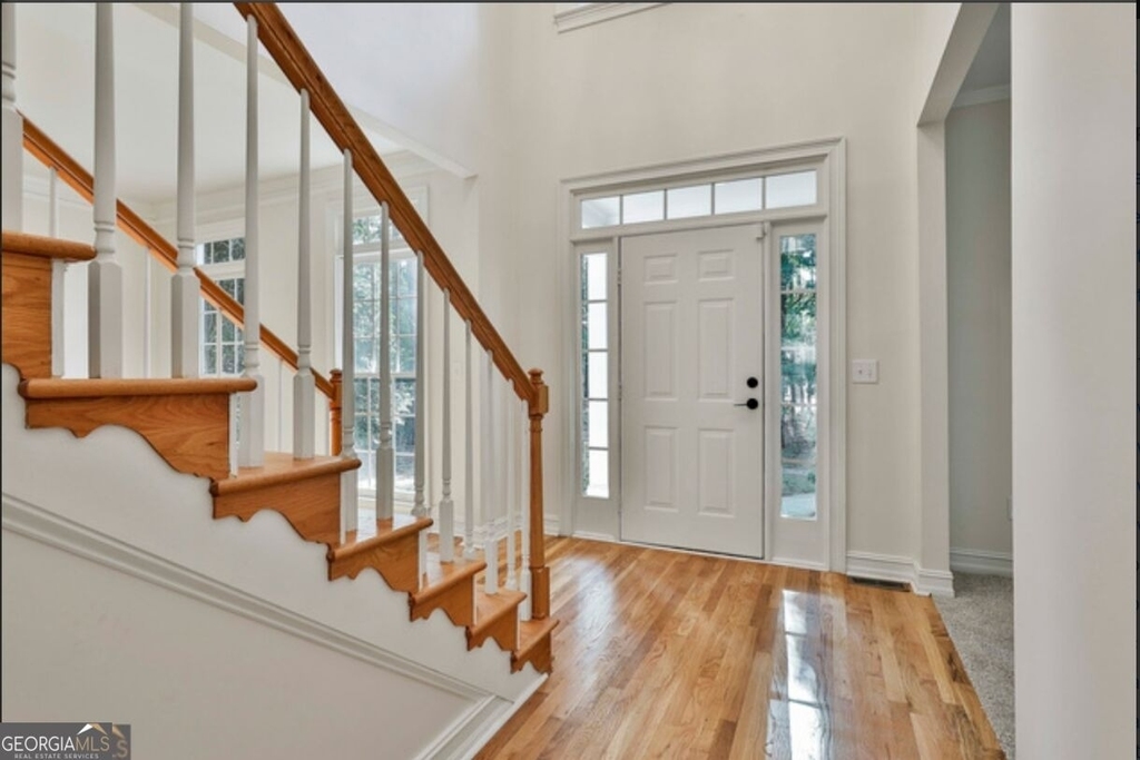 1202 Loxley Circle - Photo 5