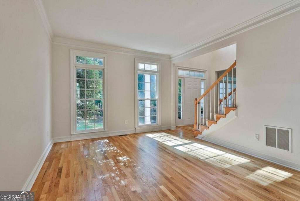 1202 Loxley Circle - Photo 9