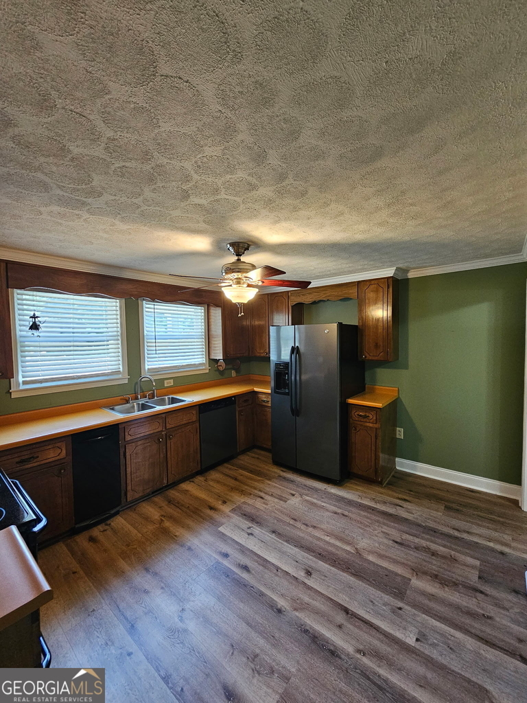 372 Smith Street - Photo 8