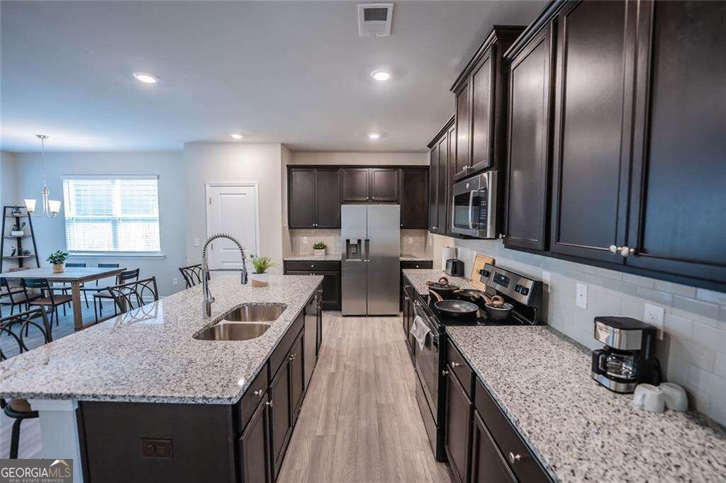 454 Burgundy Terrace Se - Photo 3