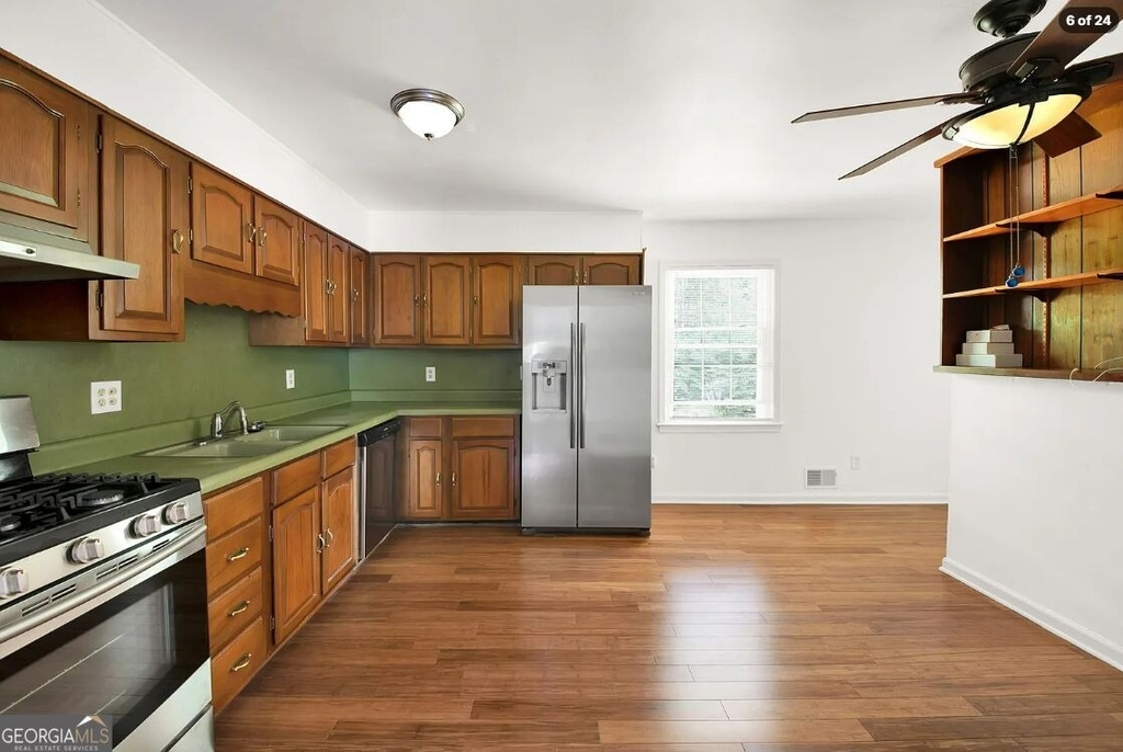 2382 Dayron Circle - Photo 10