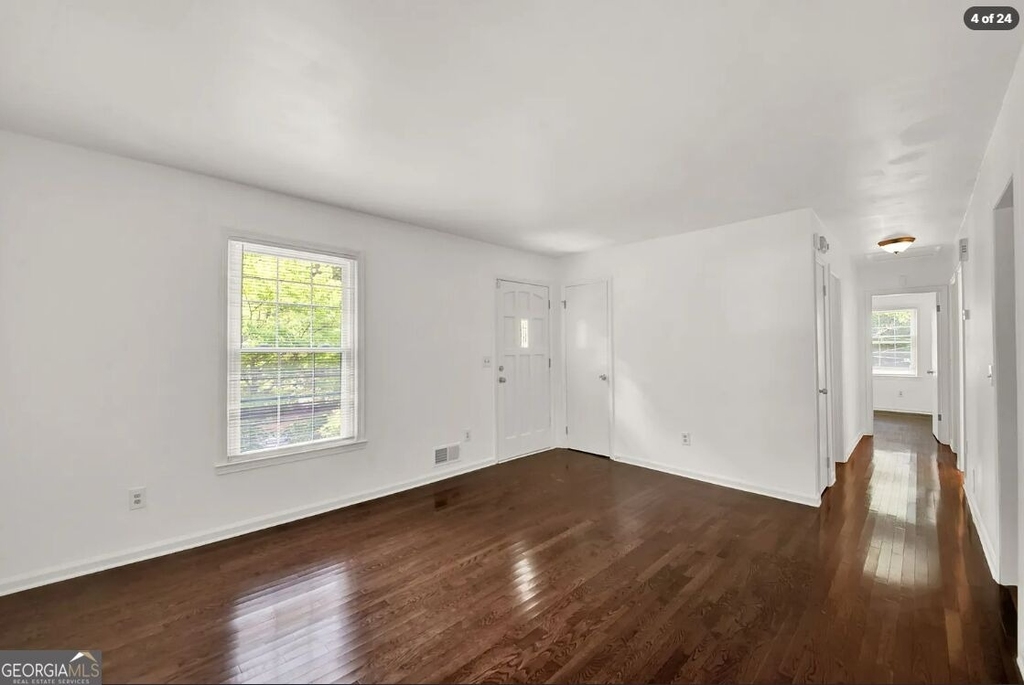 2382 Dayron Circle - Photo 11