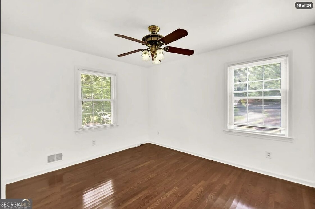 2382 Dayron Circle - Photo 3