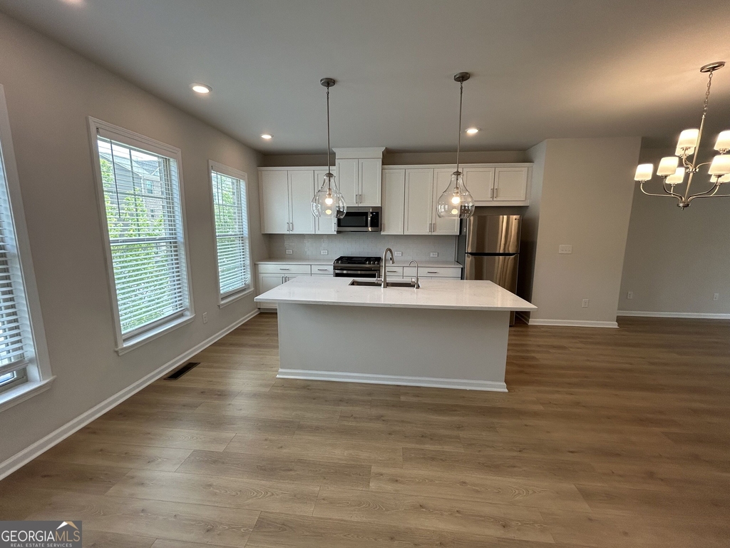 3715 Davis Circle - Photo 7