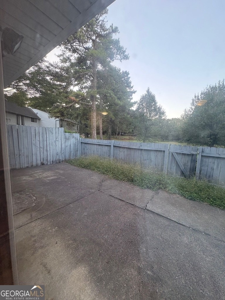 261 Country Club Drive - Photo 7