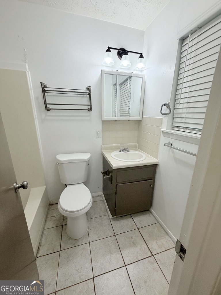 1063 Kings Mill Run - Photo 6