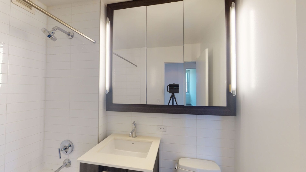 808 Columbus Ave - Photo 4
