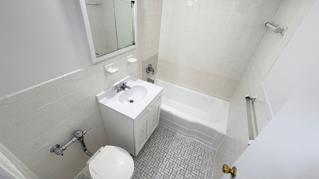 66-25 103rd Street - Photo 15