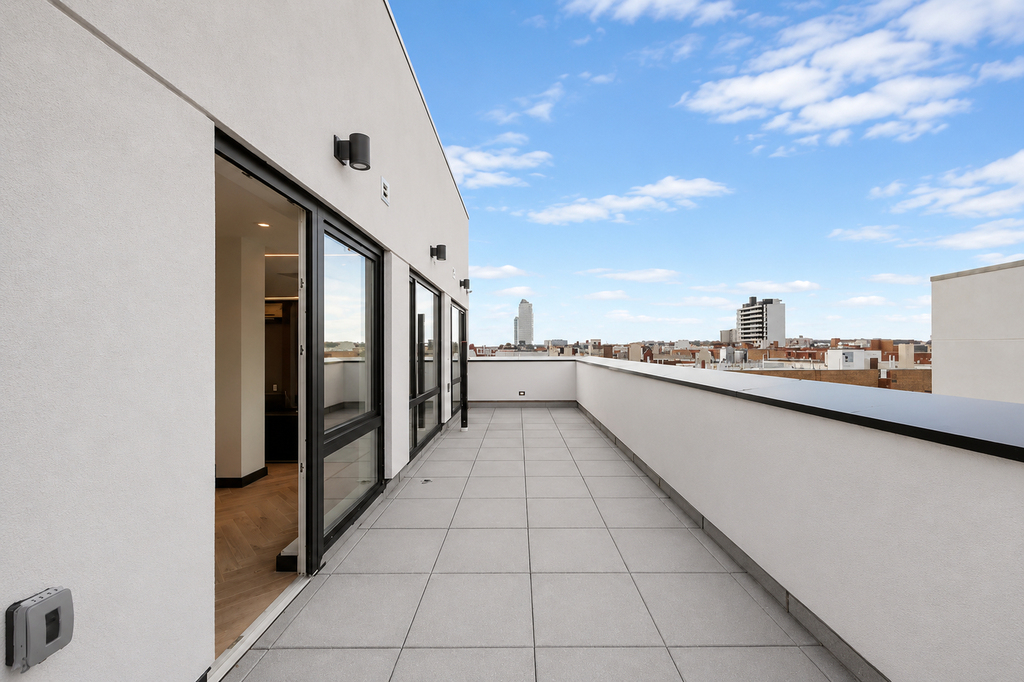 333 Linden Boulevard - Photo 8