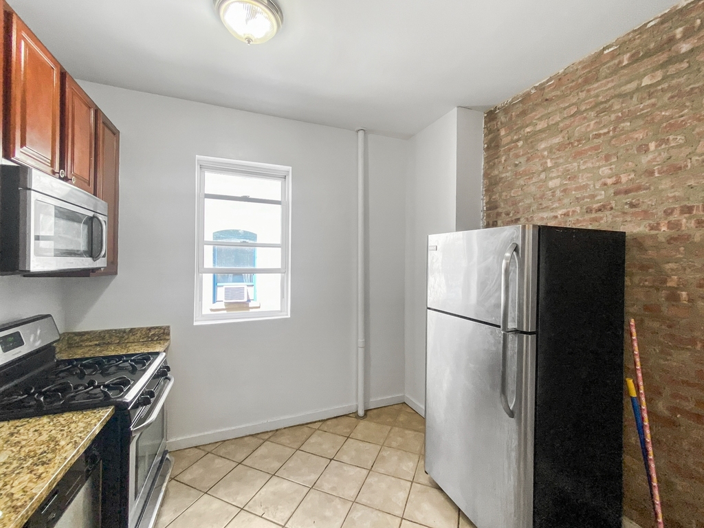 208 West 140th Street - Photo 5