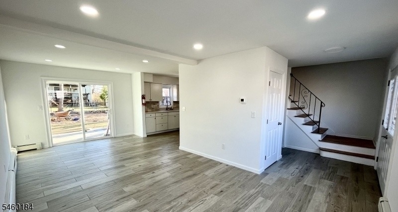 68 James St - Photo 3