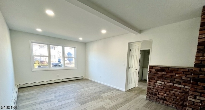 68 James St - Photo 5