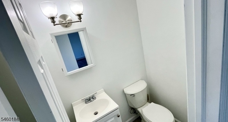 68 James St - Photo 4