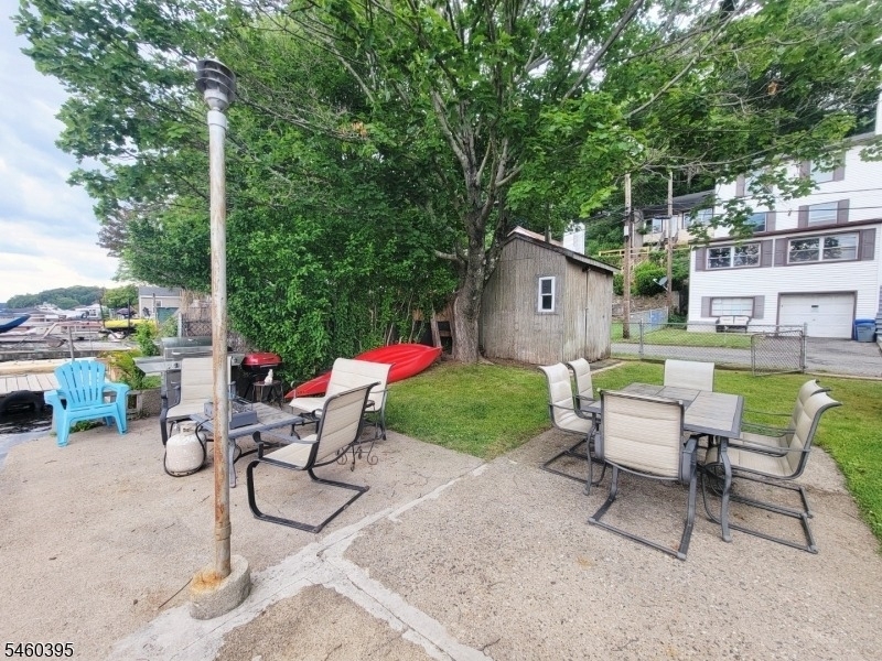 15 S Lakeside Ave - Photo 16