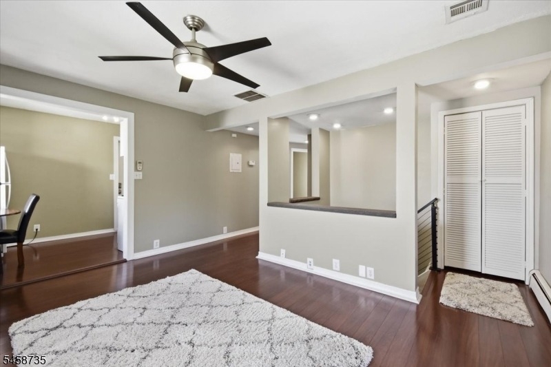 17 Armstrong St - Photo 8