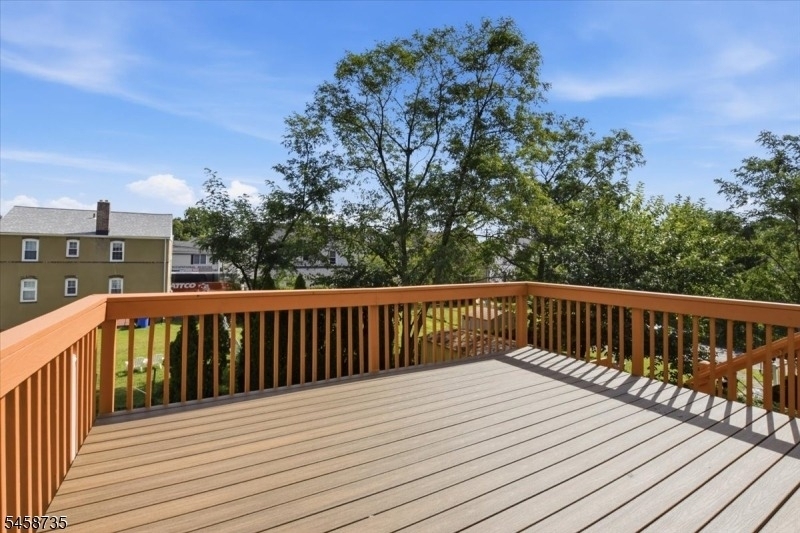 17 Armstrong St - Photo 1