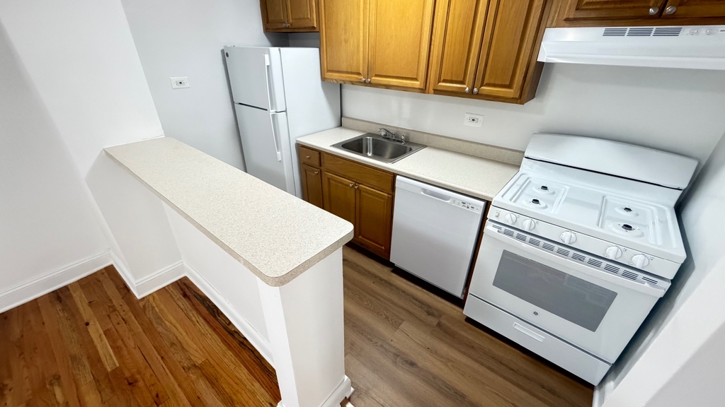 66-25 103rd Street - Photo 4
