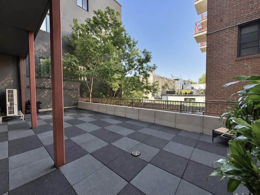 393 Meeker Avenue - Photo 12