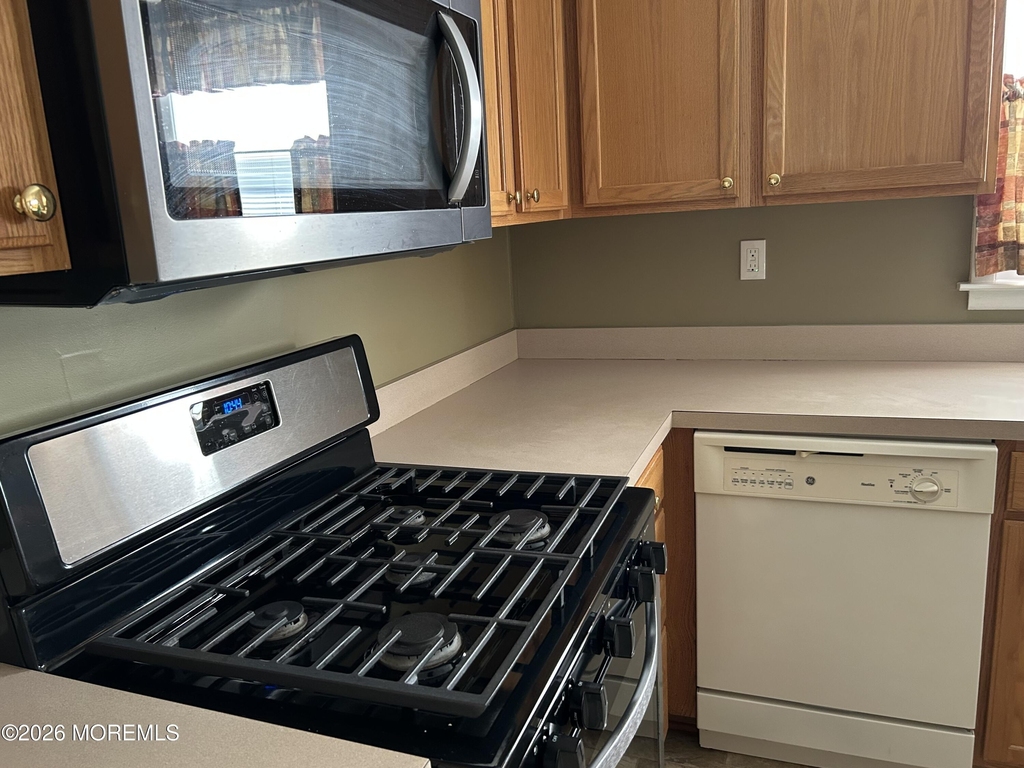 8 Lamb Road - Photo 5