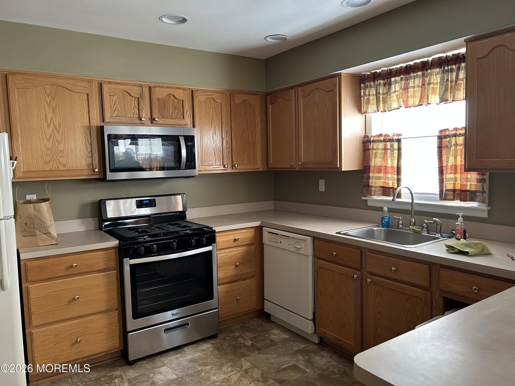 8 Lamb Road - Photo 4