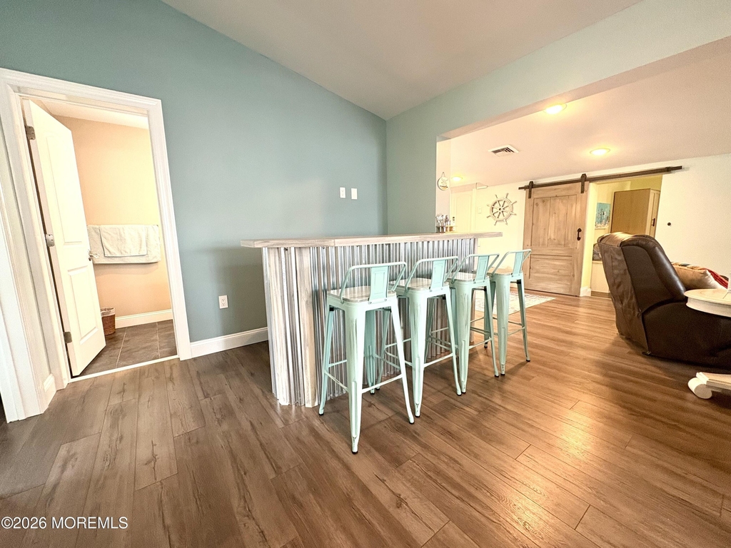 63 Lawrence Drive - Photo 10