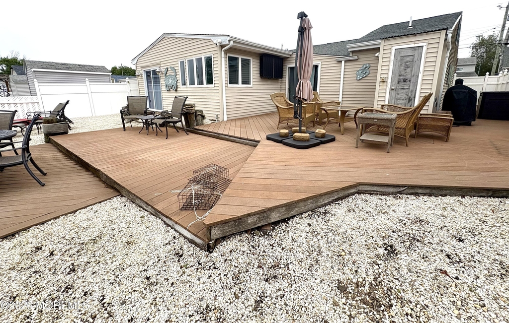 63 Lawrence Drive - Photo 20