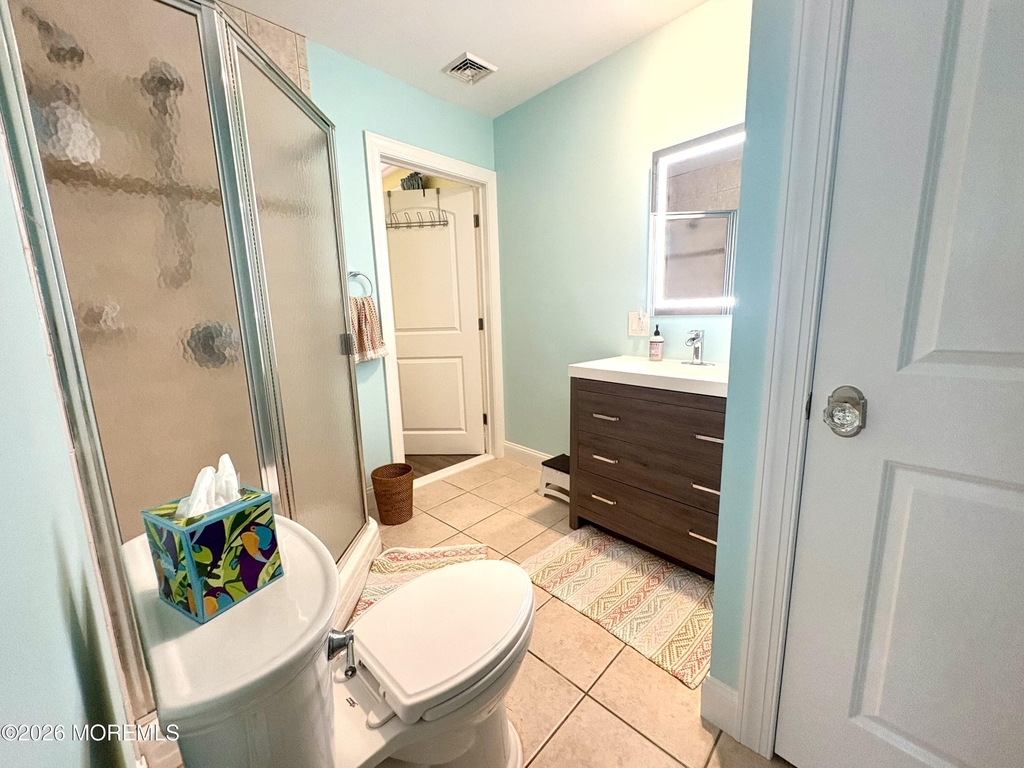 63 Lawrence Drive - Photo 19