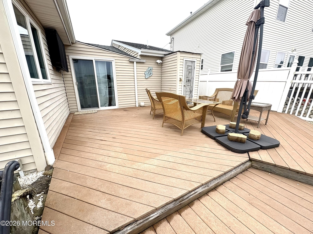 63 Lawrence Drive - Photo 21
