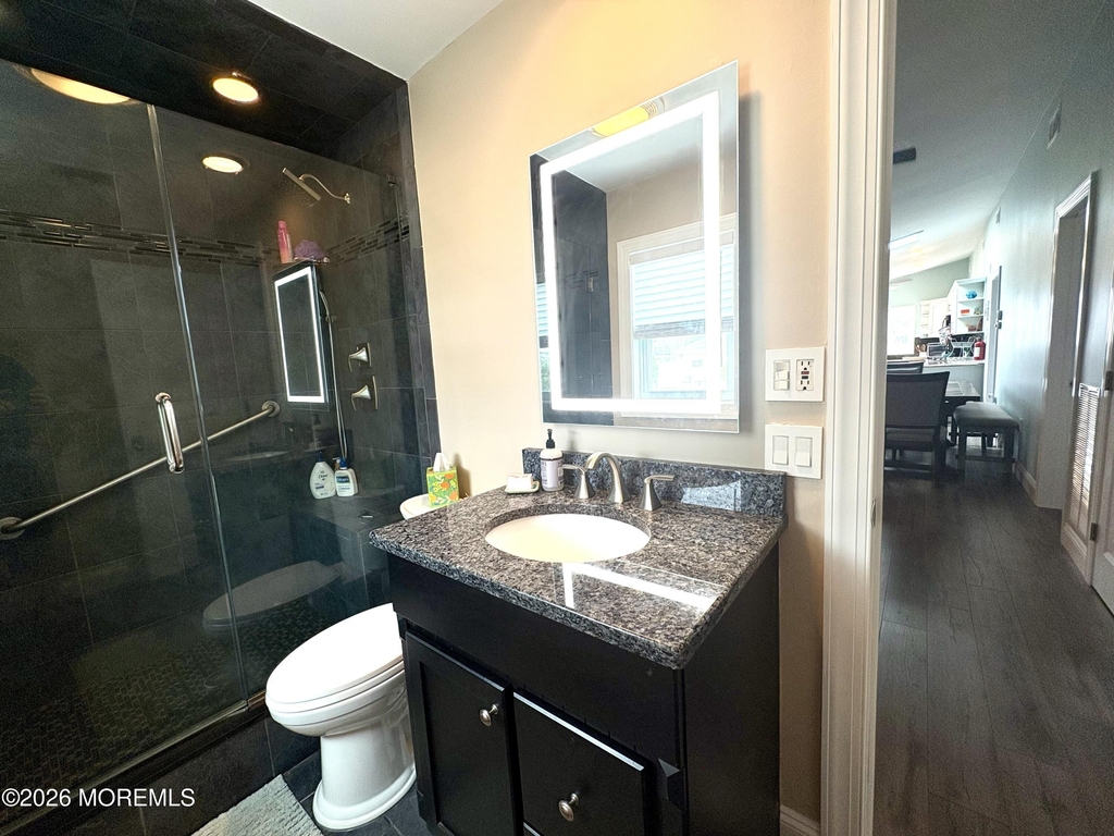 63 Lawrence Drive - Photo 15