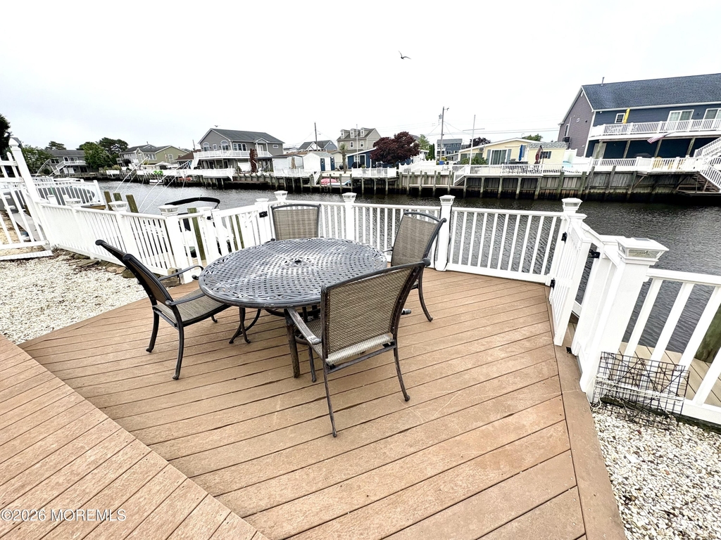 63 Lawrence Drive - Photo 22